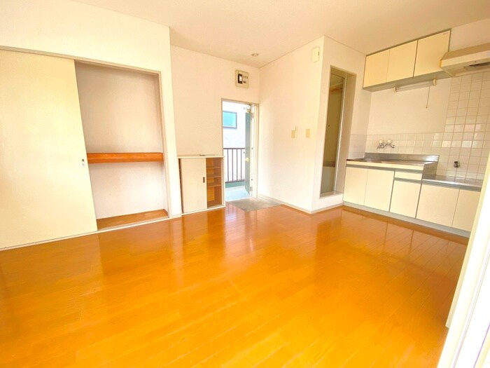 物件内観写真9　(居室)