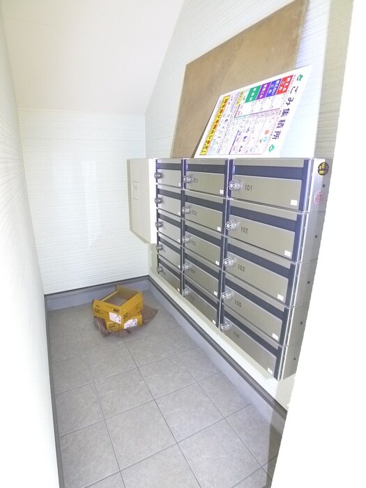 物件外観写真6　(建物設備)