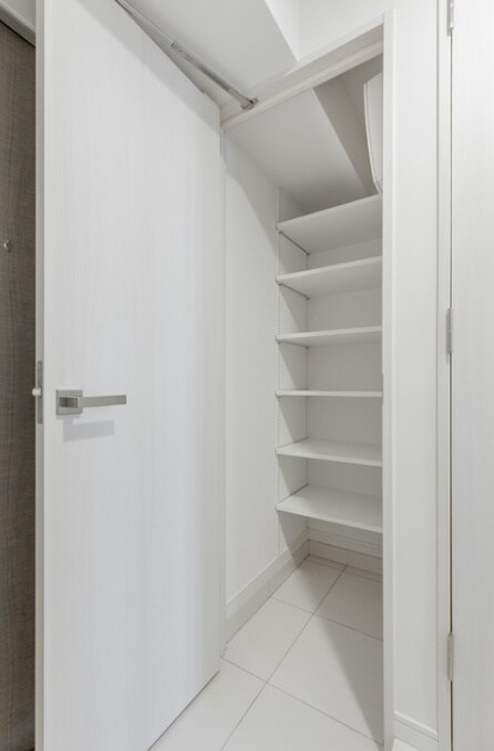 物件内観写真8　(靴箱)