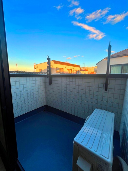 MELDIA西新井Vのベランダ・バルコニー