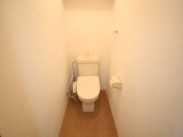 物件内観写真11　(トイレ)