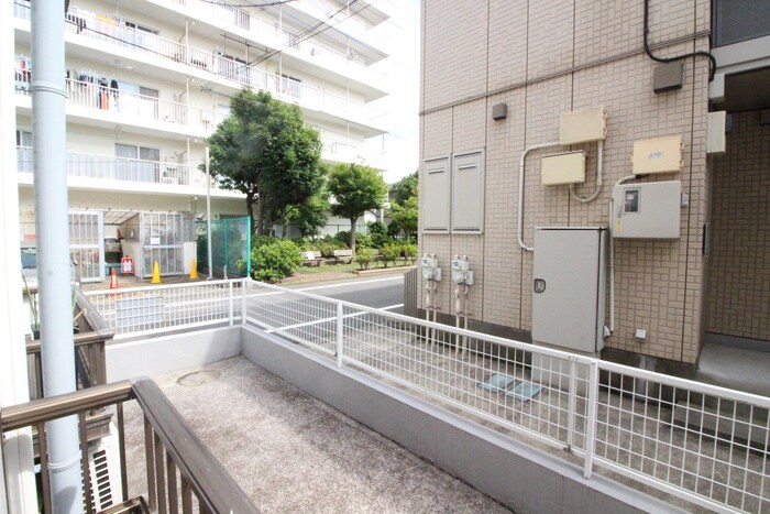 物件内観写真18　(室内からの展望)