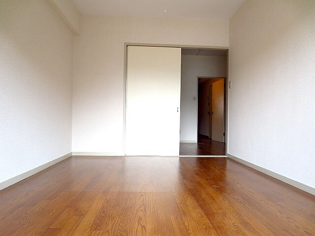 物件内観写真11　(居室)