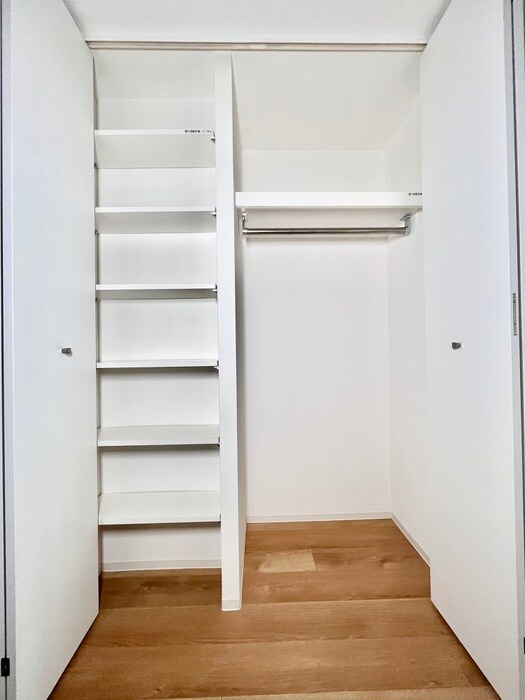 物件内観写真11　(収納)