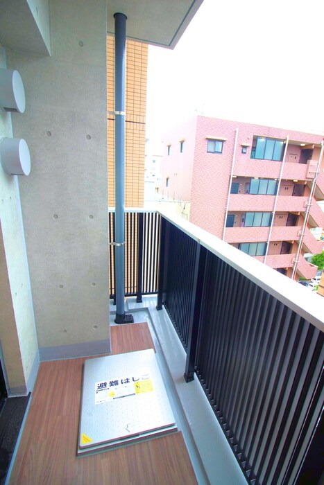 物件内観写真16　(ベランダ・バルコニー)