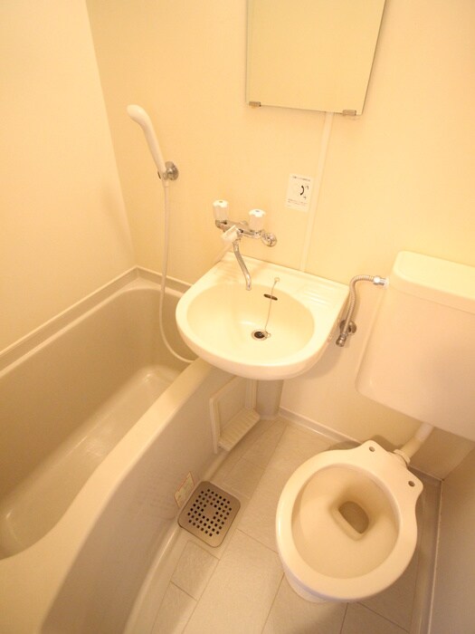 物件内観写真9　(バス／シャワールーム等)