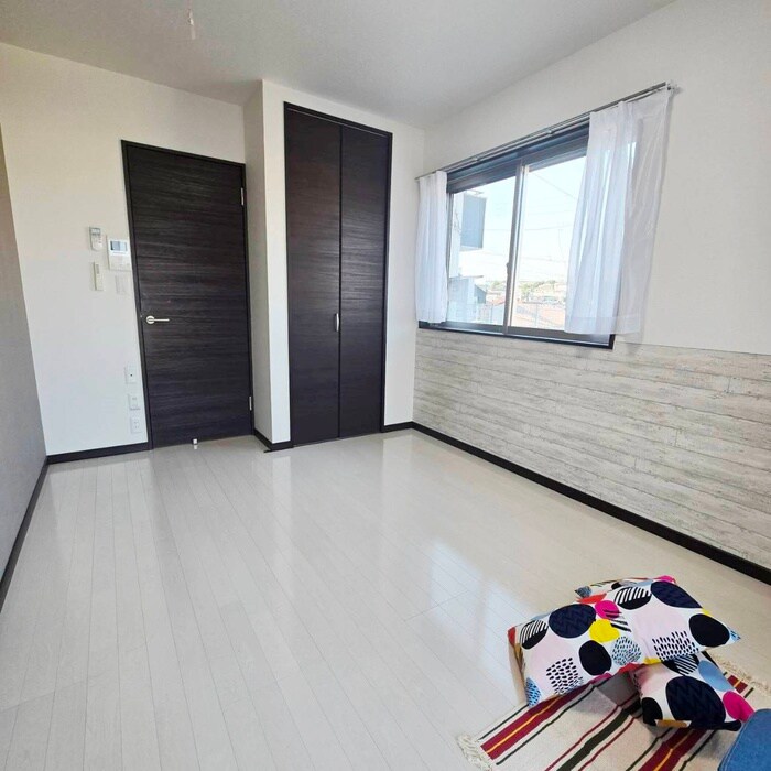 物件内観写真21　(居室)