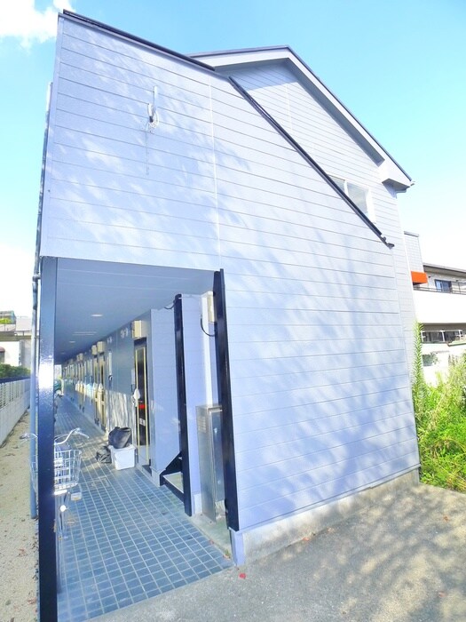 物件外観写真2　(外観写真)