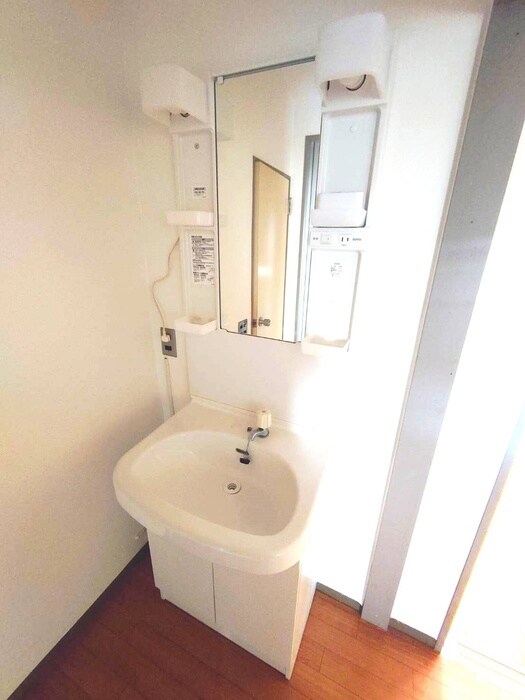 物件内観写真11　(洗面)