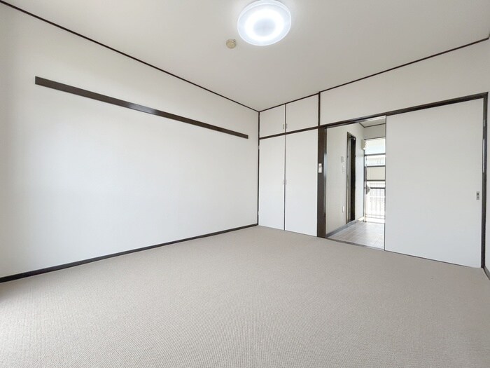 物件内観写真7　(居室)