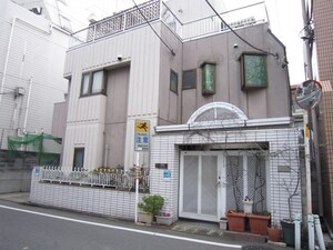 ア－トスペ－ス外観写真