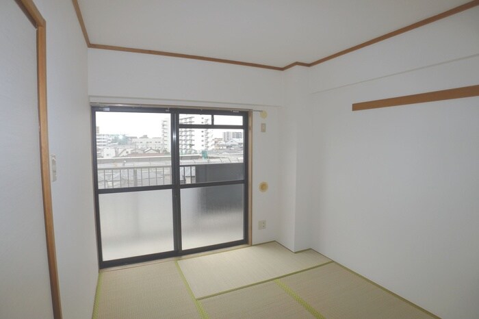 物件内観写真9　(居室)