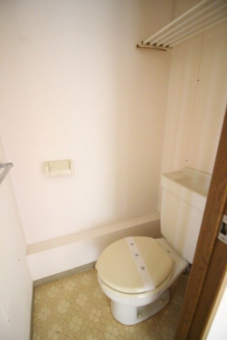 物件内観写真12　(トイレ)