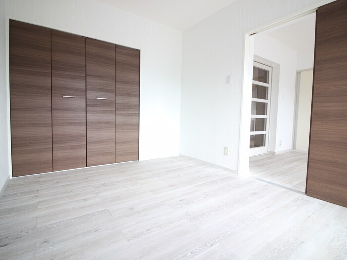 物件内観写真7　(居室)