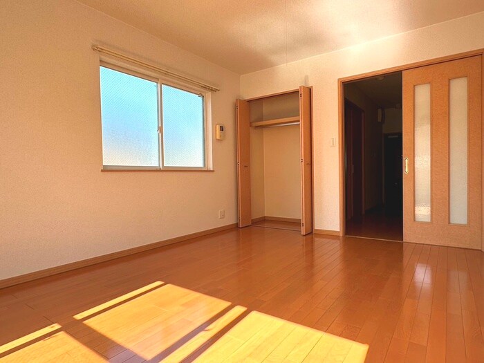 物件内観写真17　(居室)