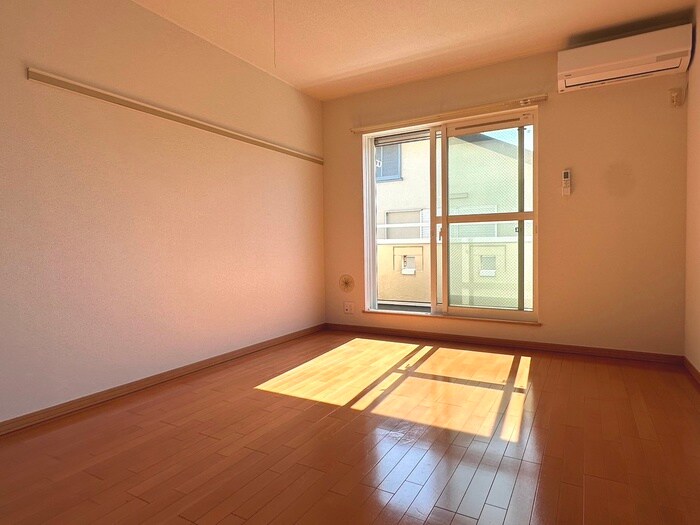 物件内観写真18　(居室)