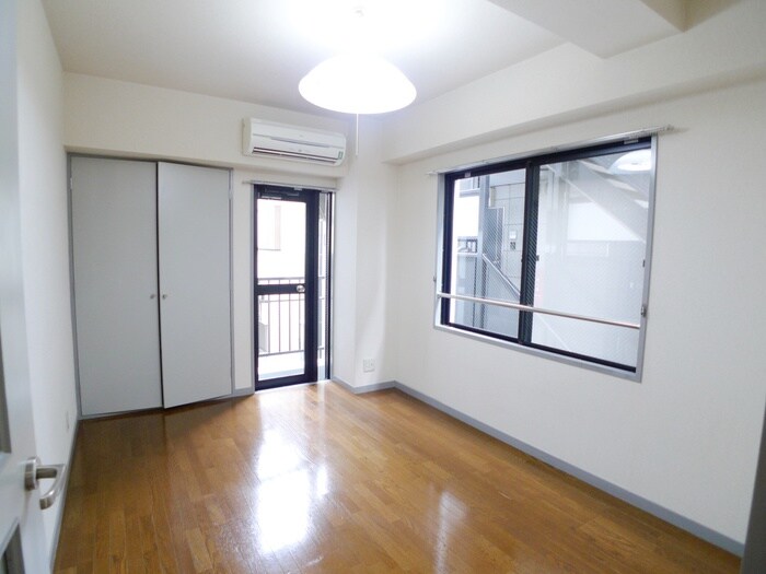 物件内観写真5　(居室)