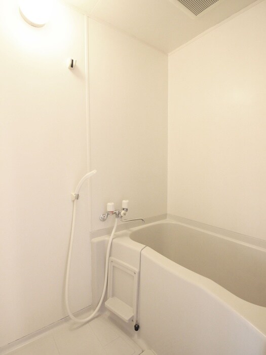 物件内観写真8　(バス／シャワールーム等)