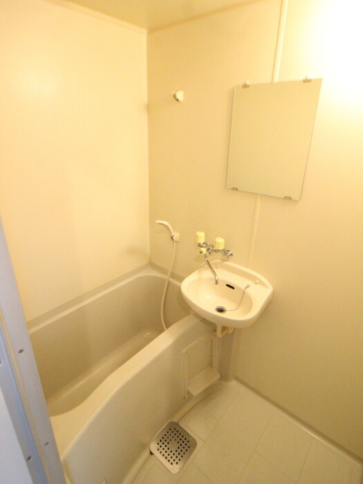 物件内観写真12　(バス／シャワールーム等)