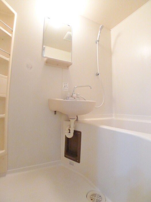 物件内観写真12　(バス／シャワールーム等)