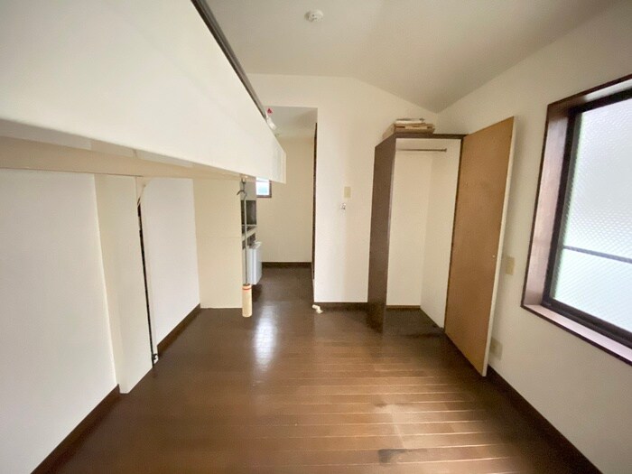 物件内観写真9　(居室)