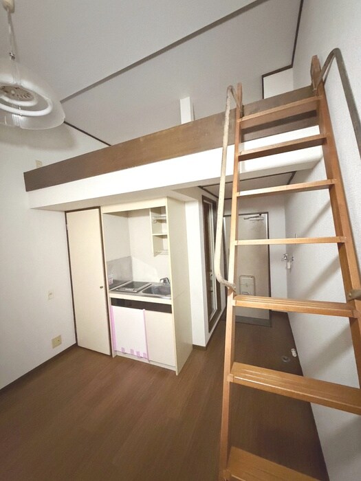 物件内観写真10　(ロフト)