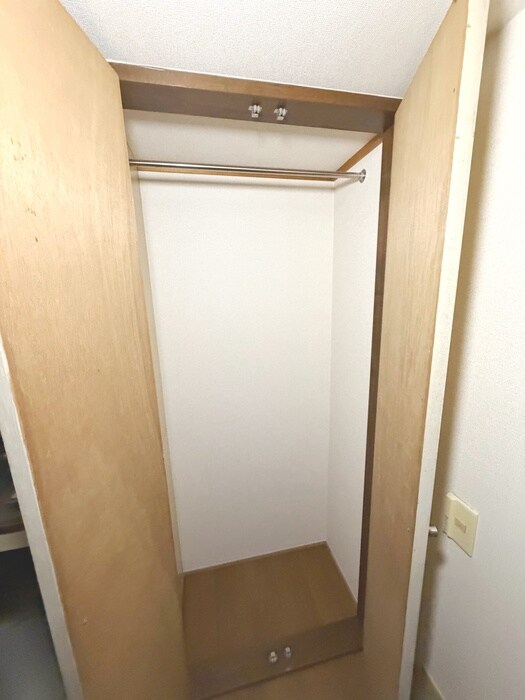 物件内観写真11　(収納)