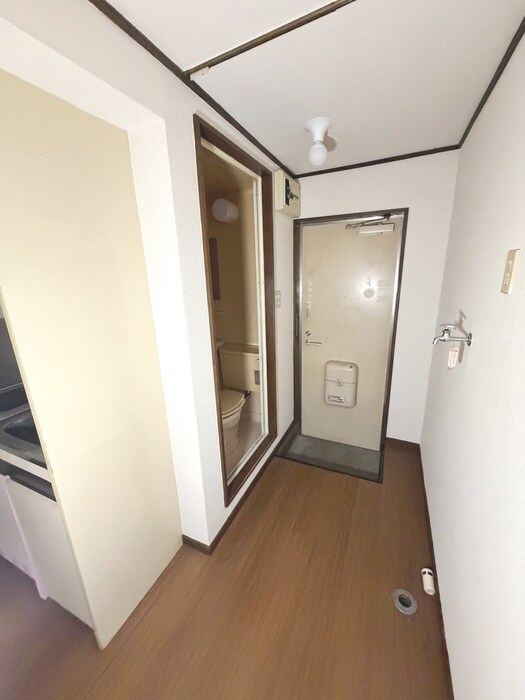 物件内観写真15　(廊下)