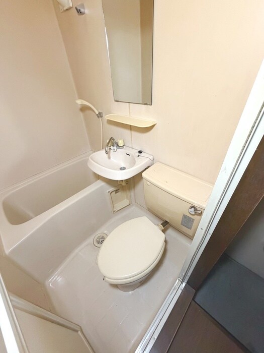 物件内観写真18　(トイレ)