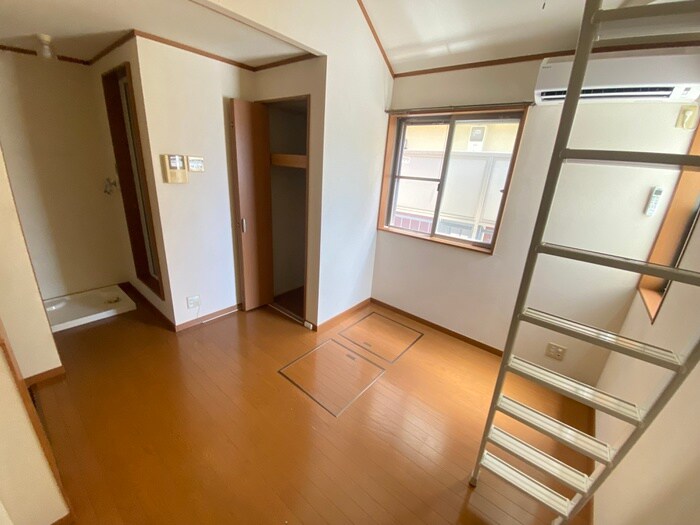 物件内観写真7　(居室)