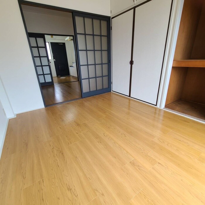 物件内観写真14　(居室)