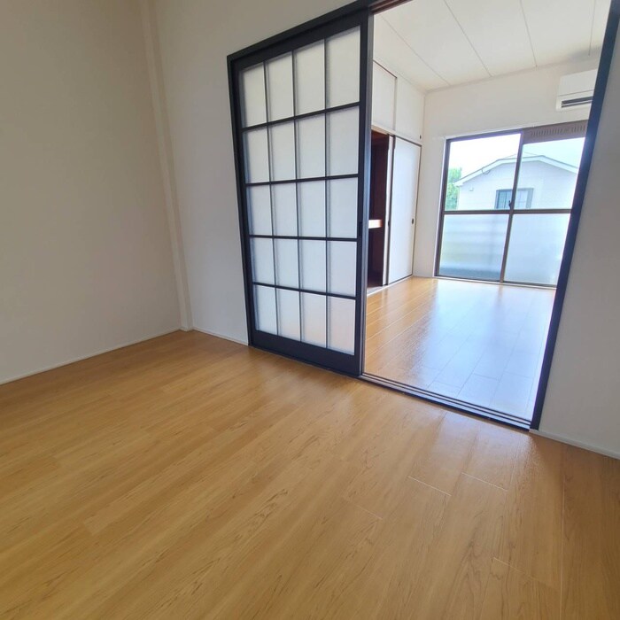 物件内観写真22　(居室)