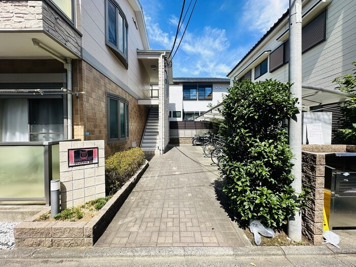 物件外観写真2　(周辺環境)