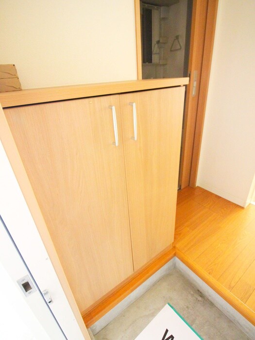 物件内観写真12　(靴箱)