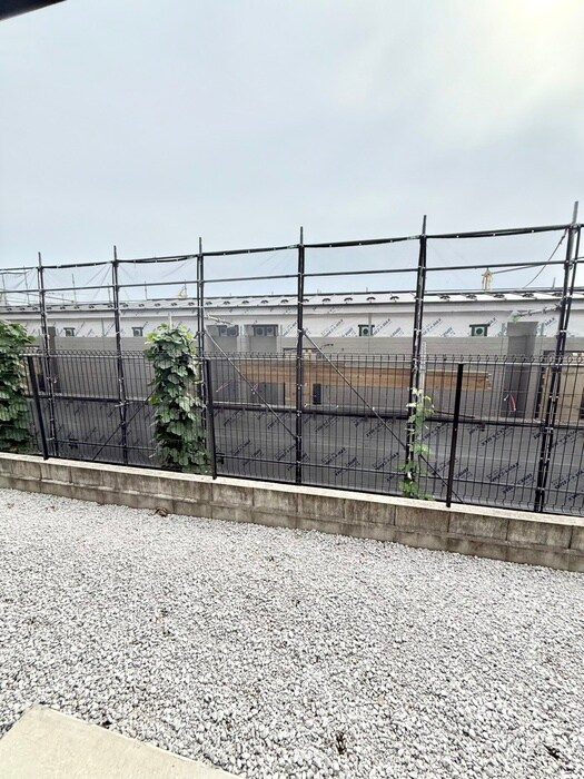 物件内観写真15　(室内からの展望)