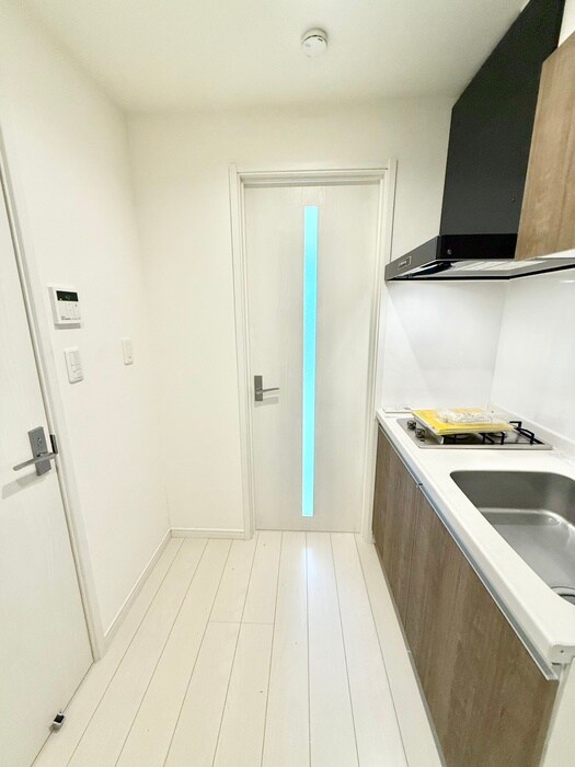 物件内観写真21　(廊下)