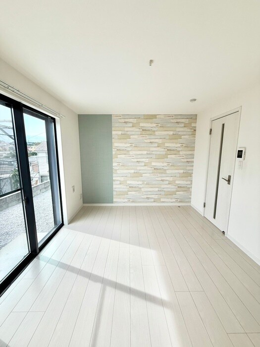 物件内観写真22　(居室)