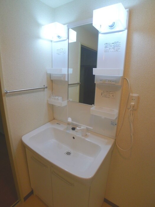 物件内観写真12　(洗面)