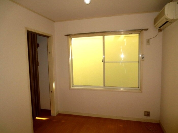 物件内観写真13　(居室)