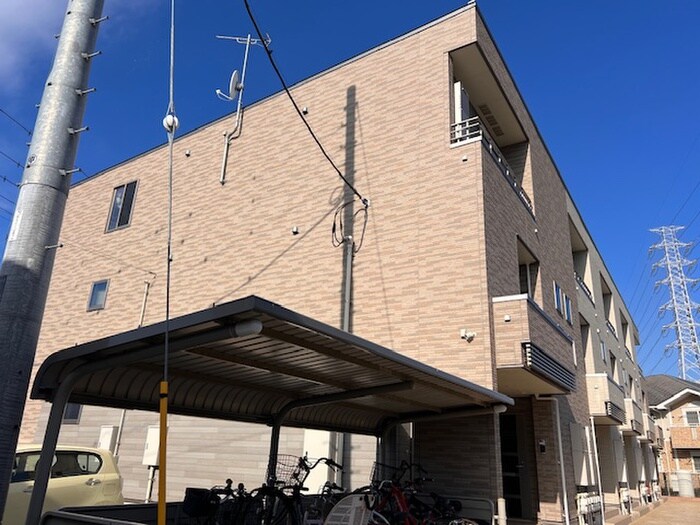 物件外観写真2　(外観写真)