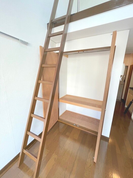 物件内観写真16　(収納)