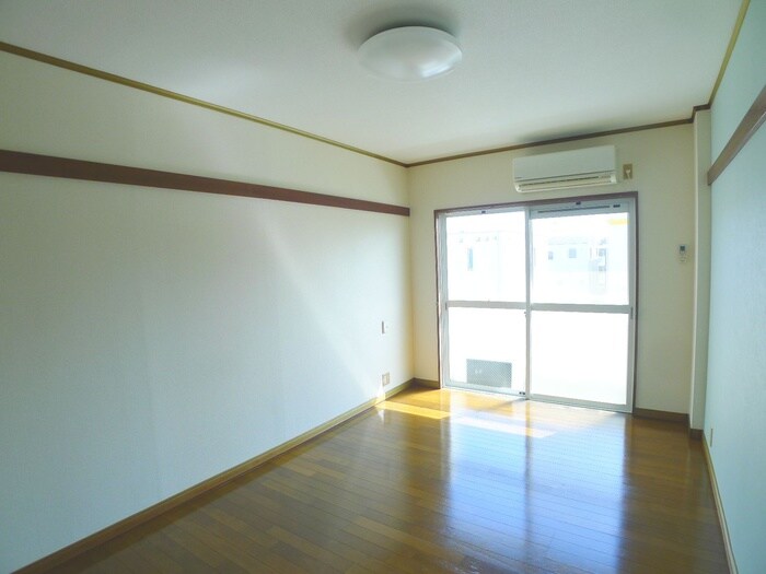 物件内観写真20　(居室)