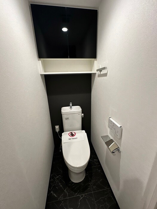 物件内観写真15　(トイレ)