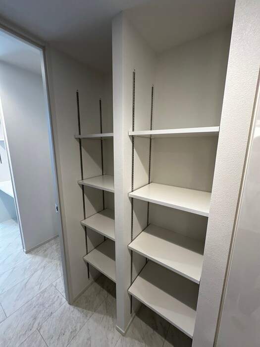 物件内観写真19　(収納)