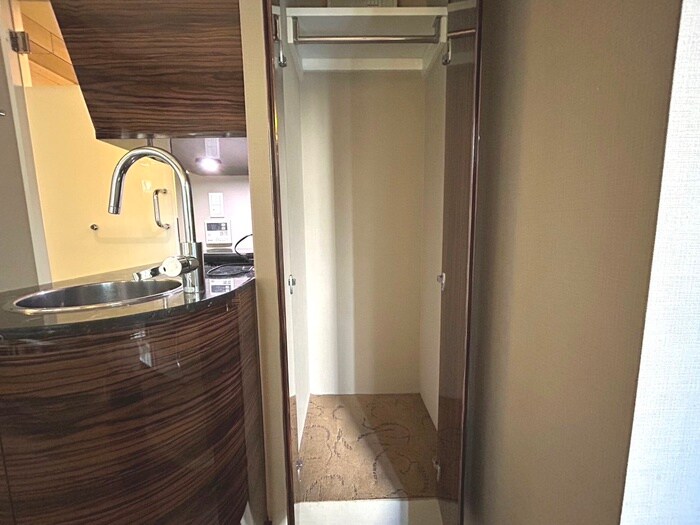 物件内観写真15　(収納)