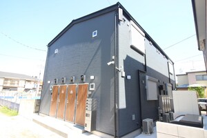 MQuarto獨協大学前外観写真