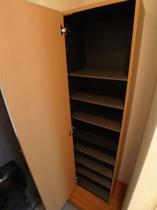 物件内観写真15　(靴箱)