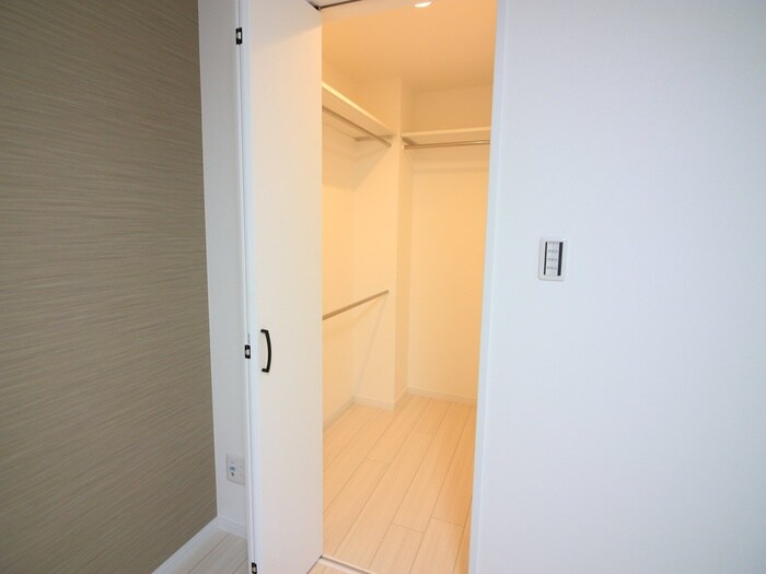 物件内観写真13　(収納)