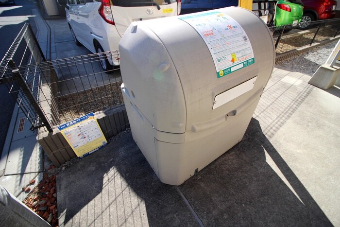 物件外観写真4　(建物設備)