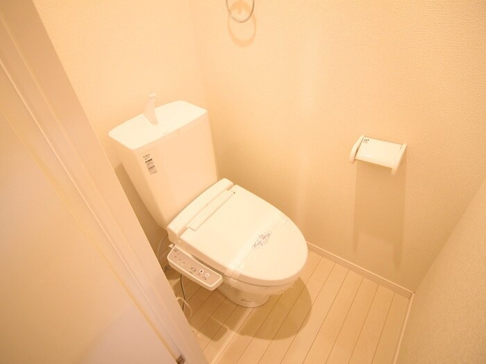 物件内観写真12　(トイレ)